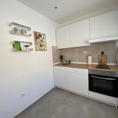 Apartman Cukar Pula Lägenhet Exteriör bild