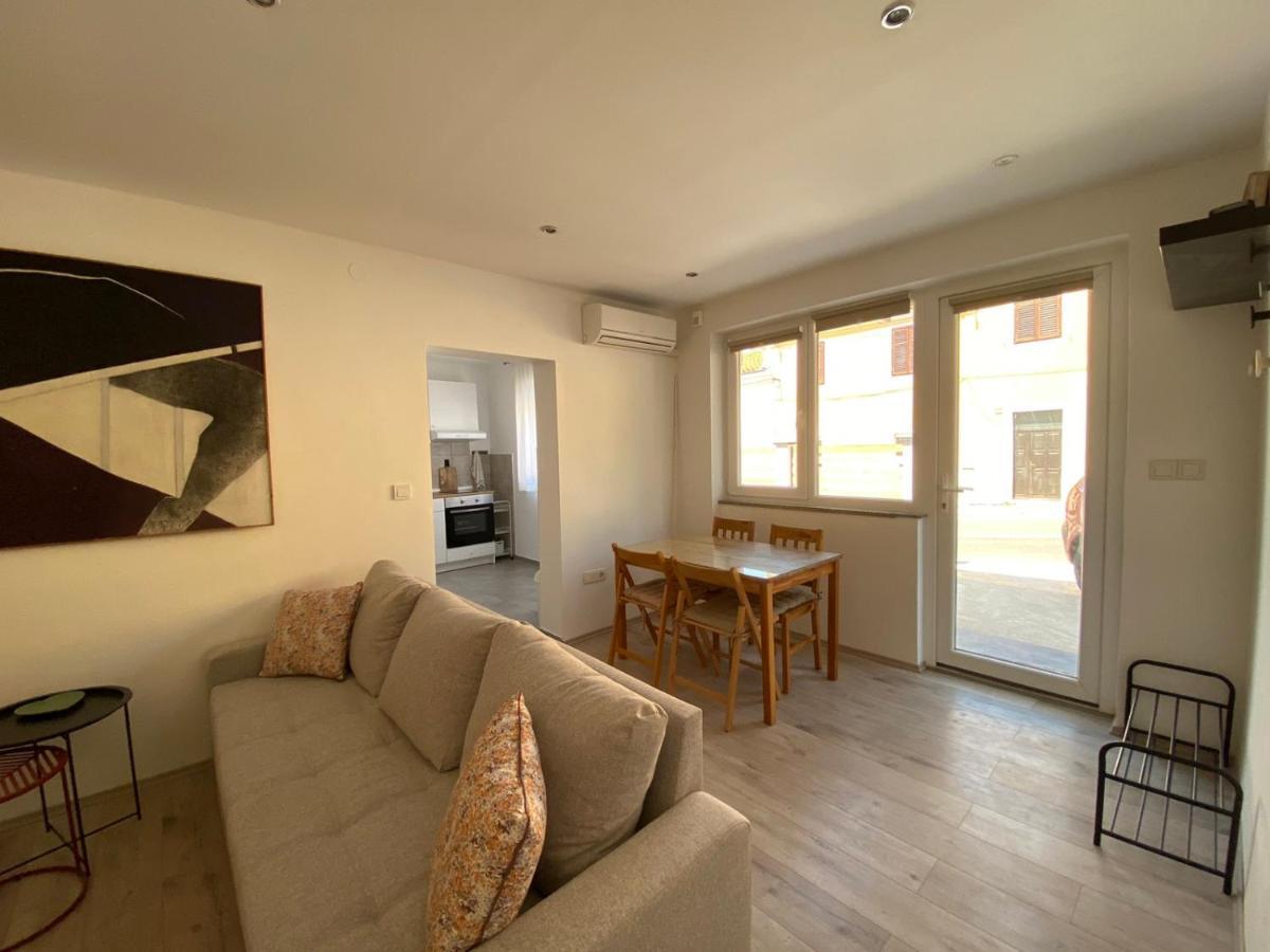 Apartman Cukar Pula Lägenhet Exteriör bild