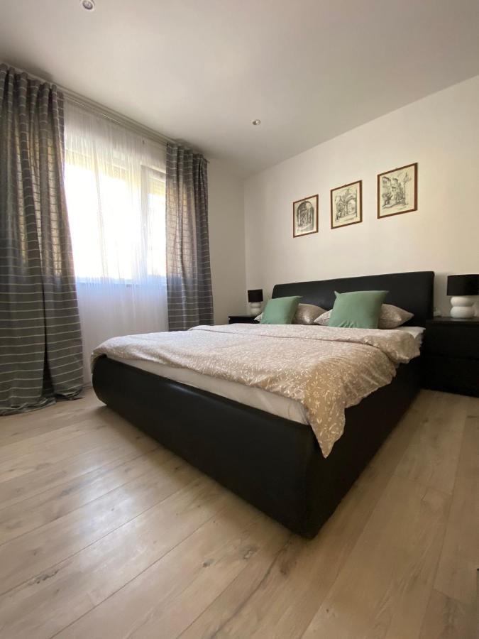 Apartman Cukar Pula Lägenhet Exteriör bild