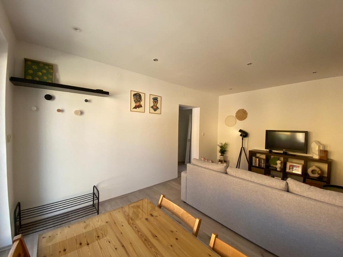 Apartman Cukar Pula Lägenhet Exteriör bild